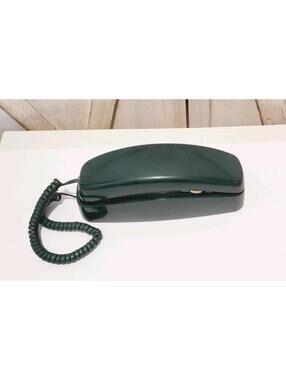 AT&TTrimline 210 Touch Tone Push Button Wall Desk Cord Phone Green untested VTG